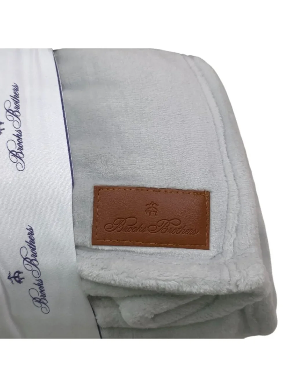 Brooks Brothers Oversized Luxe Plush Blanket Full/Queen 98